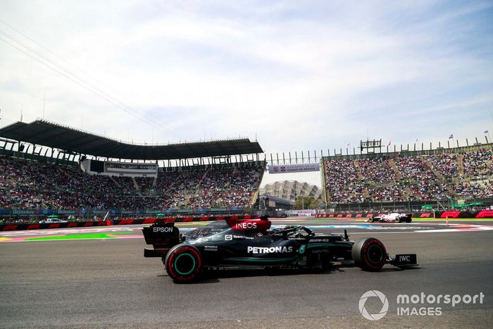 Lewis Hamilton, Mercedes W12