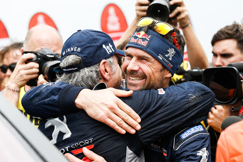 Carlos Sainz, Cyril Despres, Peugeot Sport