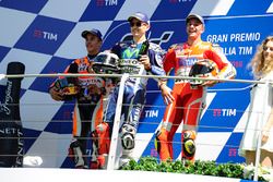 Podio: ganador de la carrera Jorge Lorenzo, Yamaha Factory Racing, segundo lugar Marc Márquez, Repso