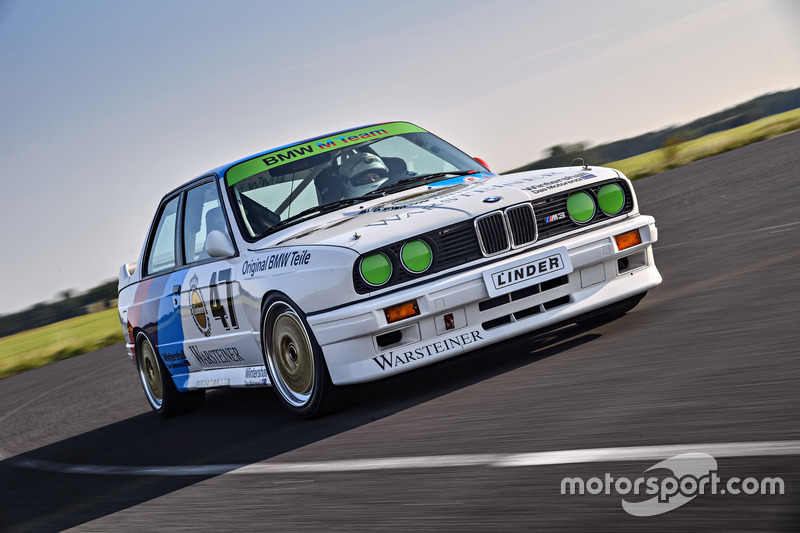 BMW M3 DTM E30
