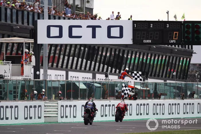Francesco Bagnaia, Ducati Team, bandiera a scacchi