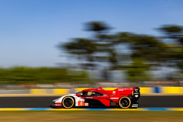  #4 Porsche Penske Motorsport Porsche 963: Felipe Nasr, Nick Tandy, Pascal Wehrlein