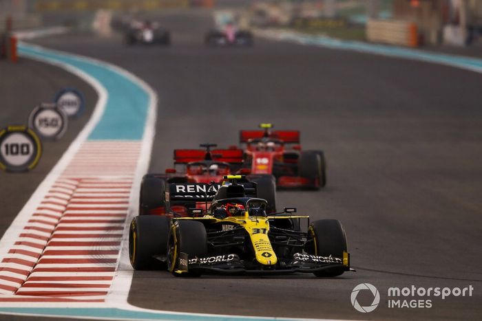 Esteban Ocon, Renault F1 Team R.S.20, Sebastian Vettel, Ferrari SF1000, Charles Leclerc, Ferrari SF1000