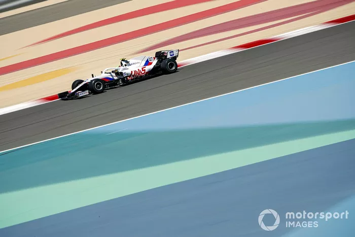 Mick Schumacher, Haas VF-21 