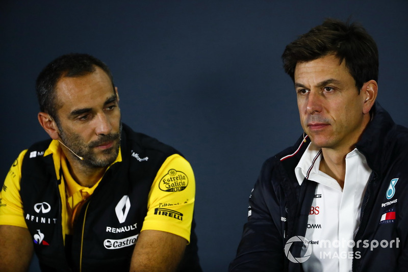 Cyril Abiteboul, Managing Director, Renault Sport F1 Team, Toto Wolff, Mercedes AMG F1 Director of Motorsport