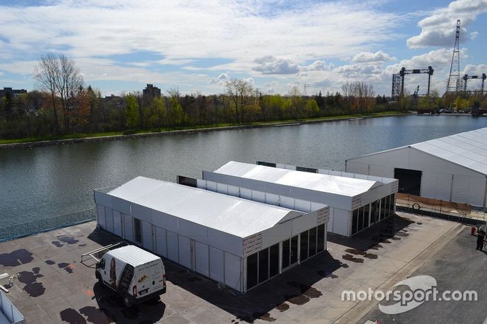 Vista general del edificio de boxes de Montreal