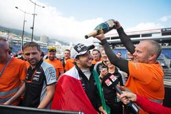 Sergio Pérez, Sahara Force India F1 celebra su tercera posición con el equipo