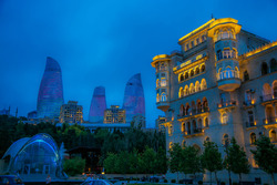 Baku sfeerbeeld, Flame Towers en de oude stad