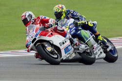 Andrea Dovizioso, Ducati Team, Valentino Rossi, Yamaha Factory Racing