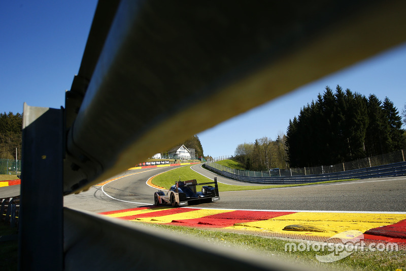 #1 Porsche Team Porsche 919 Hybrid: Timo Bernhard, Mark Webber, Brendon Hartley