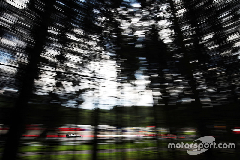 Lewis Hamilton, Mercedes AMG F1 W07 Hybrid