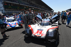 №2 Porsche Team, Porsche 919 Hybrid: Брендон Хартли, Эрл Бамбер, Тимо Бернхард