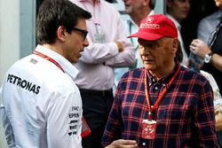 Toto Wolff, Mercedes AMG con Niki Lauda, Mercedes