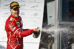 Победитель: Себастьян Феттель, Ferrari