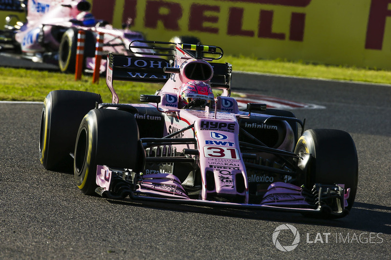 Esteban Ocon, Sahara Force India F1 VJM10, Sergio Perez, Sahara Force India F1 VJM10