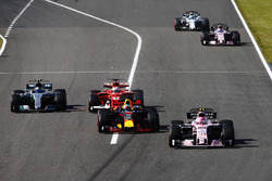 Esteban Ocon, Sahara Force India F1 VJM10, Daniel Ricciardo, Red Bull Racing RB13, Sebastian Vettel, Ferrari SF70H, Valtteri Bottas, Mercedes AMG F1 W08