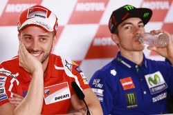 Andrea Dovizioso, Ducati Team, Maverick Viñales, Yamaha Factory Racing