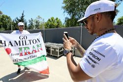 Lewis Hamilton, Mercedes AMG F1 y fans