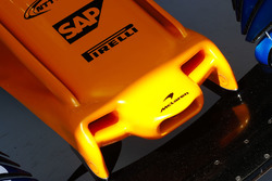 Ніс McLaren MCL33