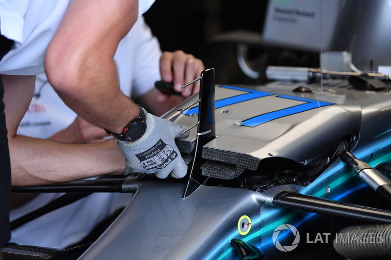 Ніс Mercedes AMG F1 W09