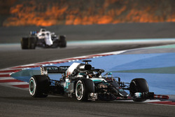 Льюіс Хемілтон, Mercedes-AMG F1 W09 EQ Power+