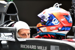 Romain Grosjean, Haas F1 Team VF-17