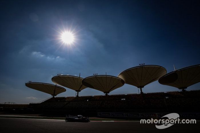#8 Toyota Gazoo Racing Toyota TS050 - Hybrid: Sébastien Buemi, Kazuki Nakajima, Brendon Hartley  