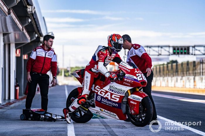 Izan Guevara, test Valencia, pretemporada 2023 1