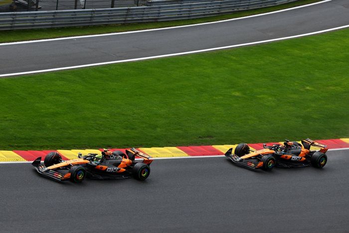 Lando Norris, McLaren, Oscar Piastri