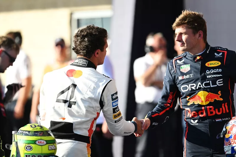 Lando Norris, McLaren, Max Verstappen, Red Bull Racing