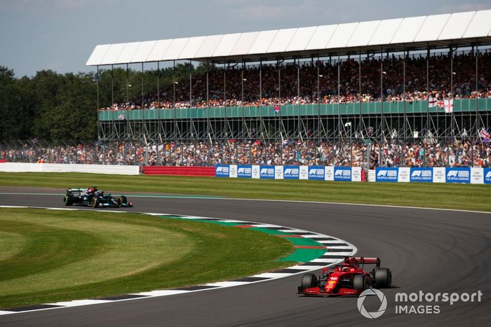 Charles Leclerc, Ferrari SF21, Lewis Hamilton, Mercedes W12