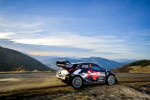 Takamoto Katsuta, Aaron Johnston, Toyota Gazoo Racing WRT NG Toyota GR Yaris Rally1