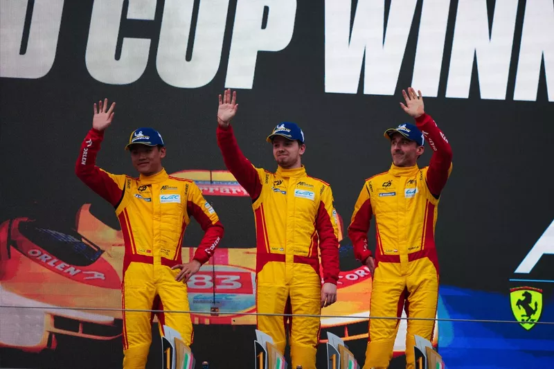 Podio HY CUP: Vincitore della gara #83 AF Corse Ferrari 499P: Robert Kubica, Robert Shwartzman, Yifei Ye 
