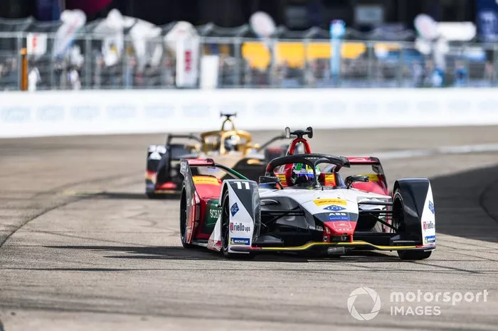 Lucas Di Grassi, Audi Sport ABT Schaeffler, Audi e-tron FE05, Andre Lotterer, DS TECHEETAH, DS E-Tense FE19 