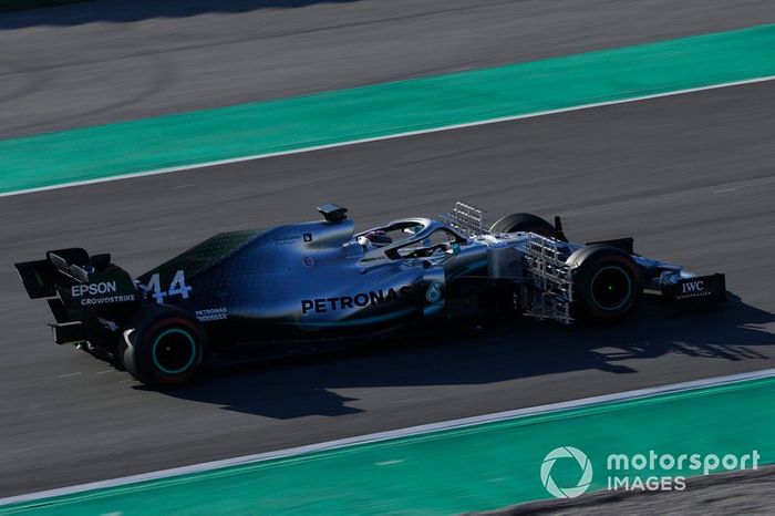 Lewis Hamilton, Mercedes-AMG F1 W10 with aero sensors