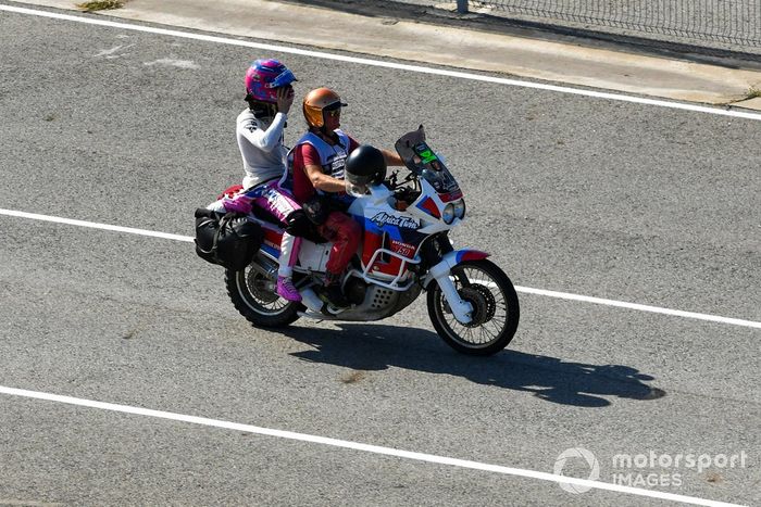 Lance Stroll, Racing Point, después de chocar