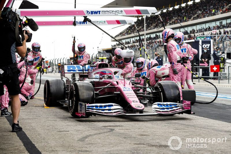 Lance Stroll, Racing Point RP20 pit stop