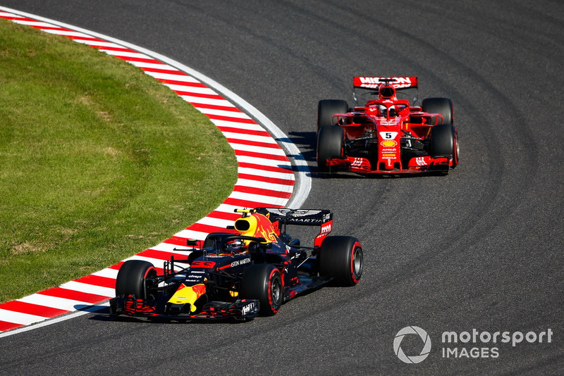 Na contact met Verstappen moet Vettel aan een inhaalrace beginnen