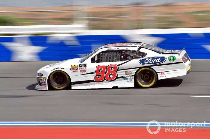 Chase Briscoe, Biagi-DenBeste Racing, Ford Mustang Nutri Chomps/Ford