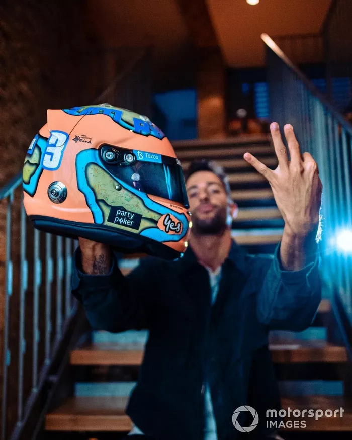 Casco de Daniel Ricciardo, McLaren
