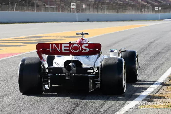 Lewis Hamilton, Mercedes W13