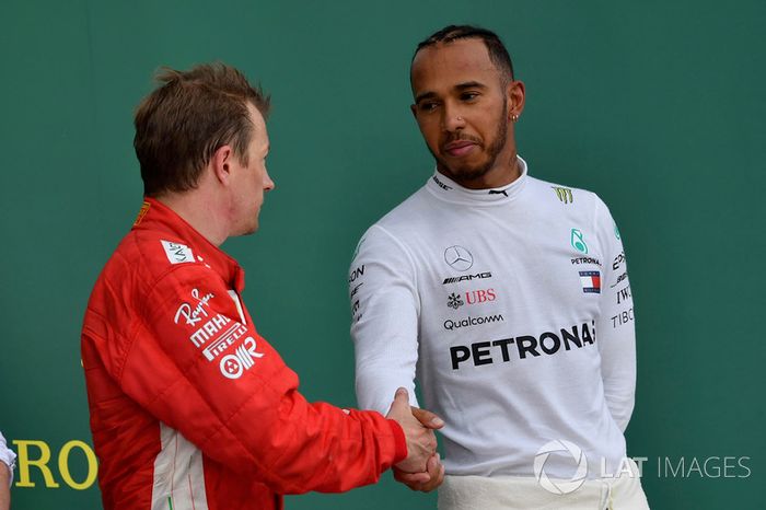 Kimi Raikkonen, Ferrari y Lewis Hamilton, Mercedes-AMG F1 