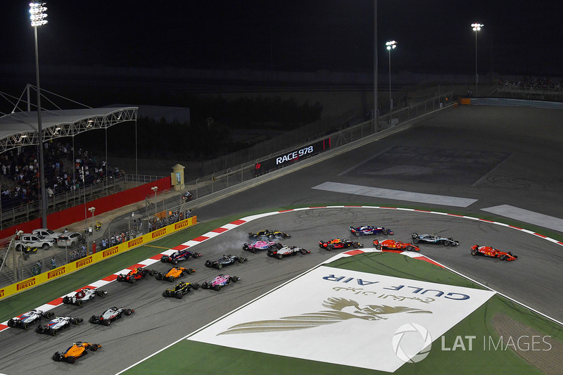 Start: Sebastian Vettel, Ferrari SF71H lider