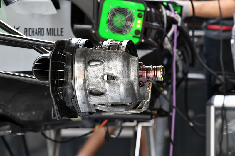 Узел крепления переднего колеса Haas VF-18