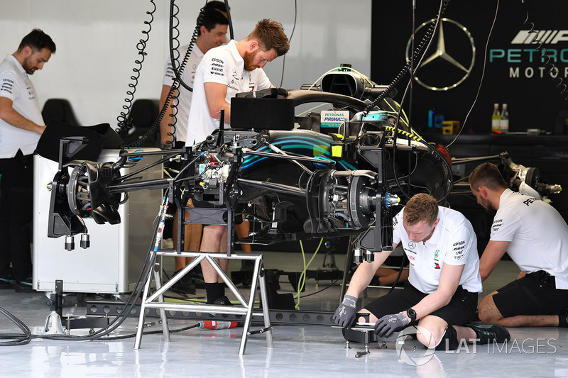 Mercedes-AMG F1 W09 in the garage