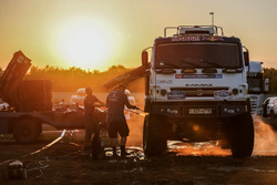Mechaniker: #300 Kamaz: Dmitry Sotnikov, Ruslan Akhmadeev, Ivan Romanov