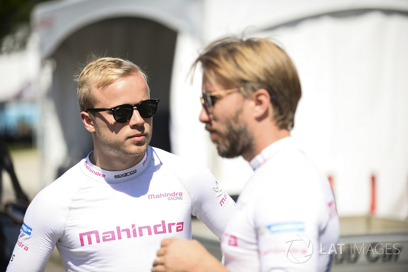 Felix Rosenqvist, Mahindra Racing, and Nick Heidfeld, Mahindra Racing