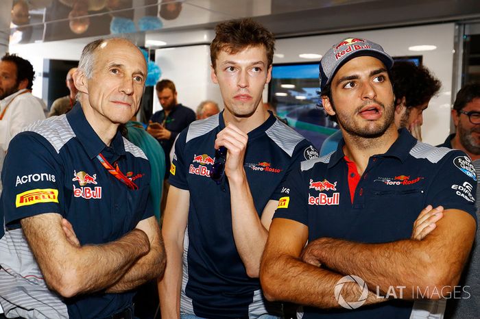 Franz Tost director Scuderia Toro Rosso, Daniil Kvyat, Scuderia Toro Rosso, Carlos Sainz Jr., Scuderia Toro Rosso
