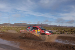 #302 Toyota Gazoo Racing Toyota: Giniel de Villiers, Dirk von Zitzewitz