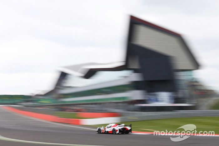 #8 Toyota Gazoo Racing Toyota TS050 Hybrid: Anthony Davidson, Sébastien Buemi, Kazuki Nakajima